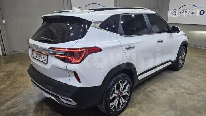 Kia Seltos 2023 — 3