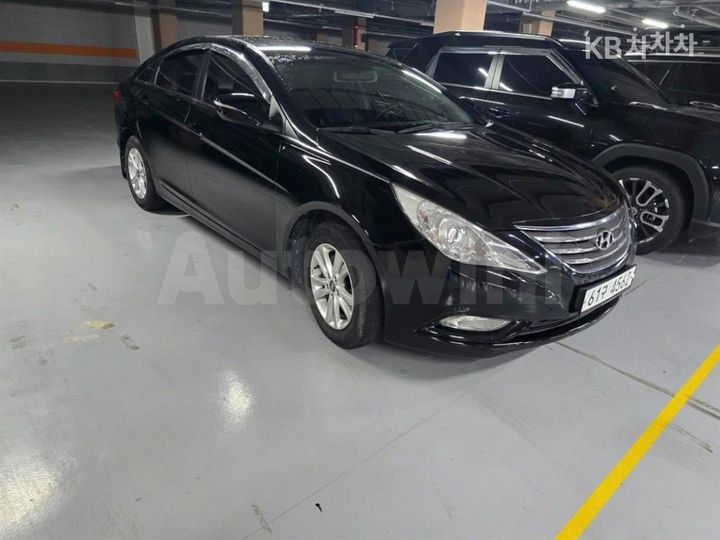 Hyundai Sonata 2012 — 2