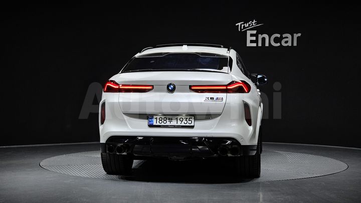 BMW X6M 2024 — 4