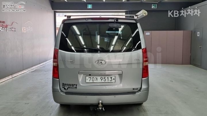 Hyundai Starex 2011 — 4