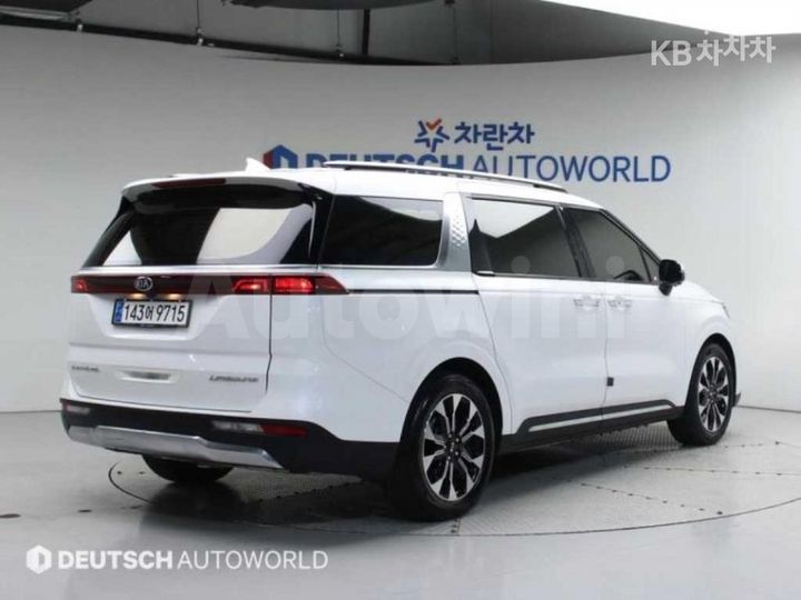 Kia Carnival 2021 — 2