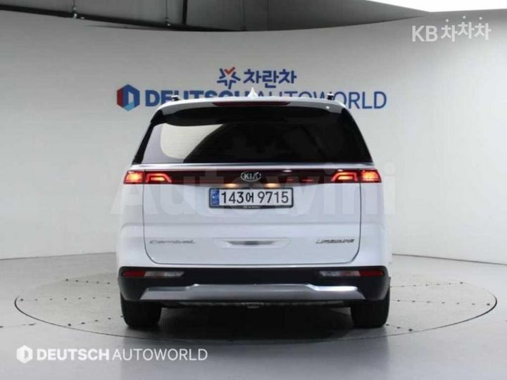 Kia Carnival 2021 — 4