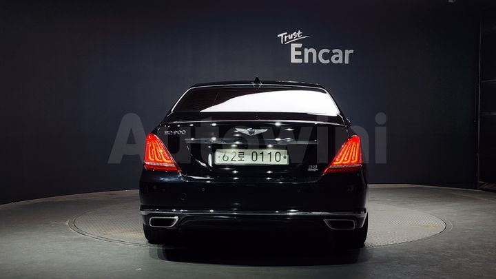 Genesis EQ900 2016 — 4