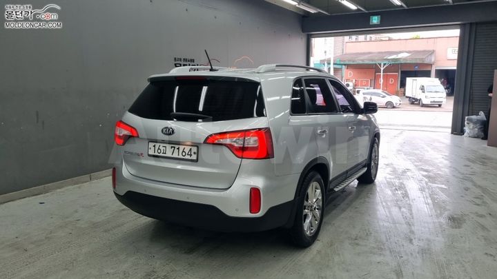 Kia Sorento 2013 — 2