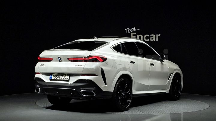 BMW X6 2022 — 2
