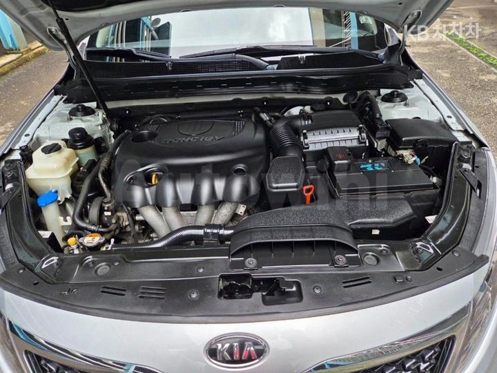 Kia K5 2011 — 5