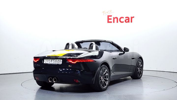 Jaguar F Type