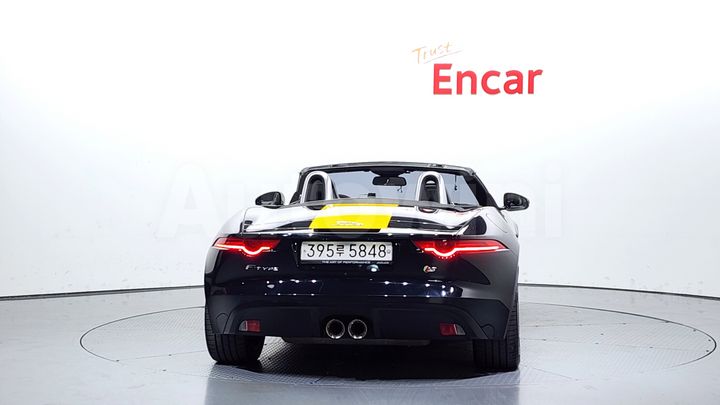 Jaguar F Type 2017 — 4