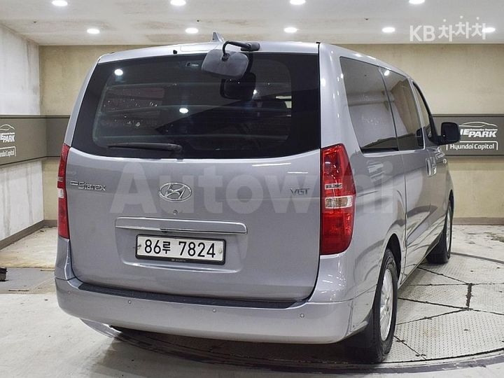 Hyundai Starex 2017 — 3