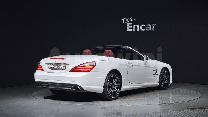 Mercedes Benz SL Class