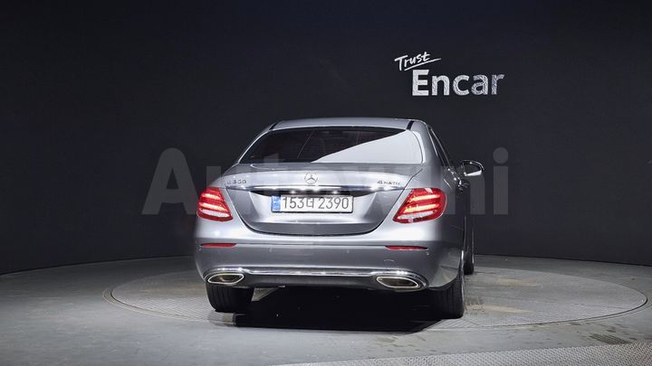 Mercedes-Benz E Class 2018 — 4