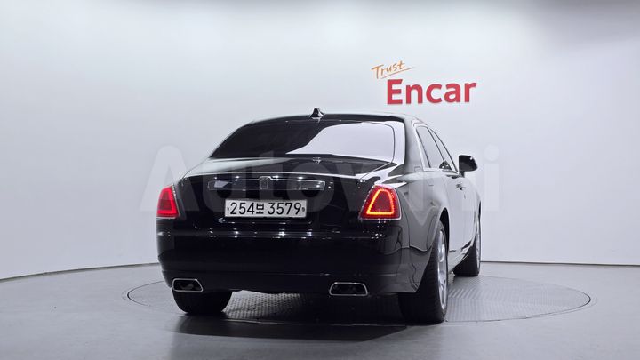 Rolls Royce Ghost 2020 — 4