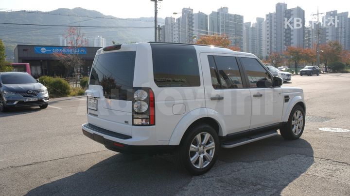 Land Rover Discovery 2016 — 4