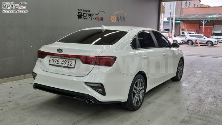 Kia K3 2018 — 2