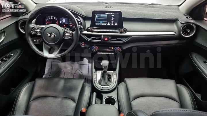Kia K3 2018 — 5