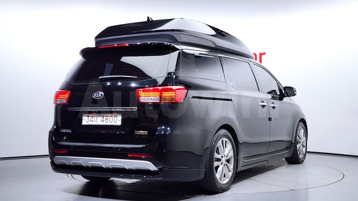 Kia Carnival 2018 — 2