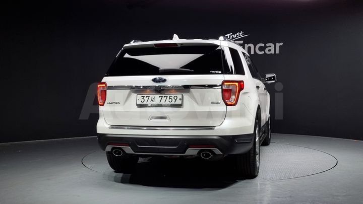 Ford Explorer 2019 — 4