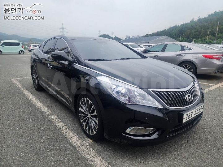 Hyundai Grandeur 2013 — 2