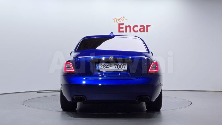 Rolls Royce Ghost 2023 — 4