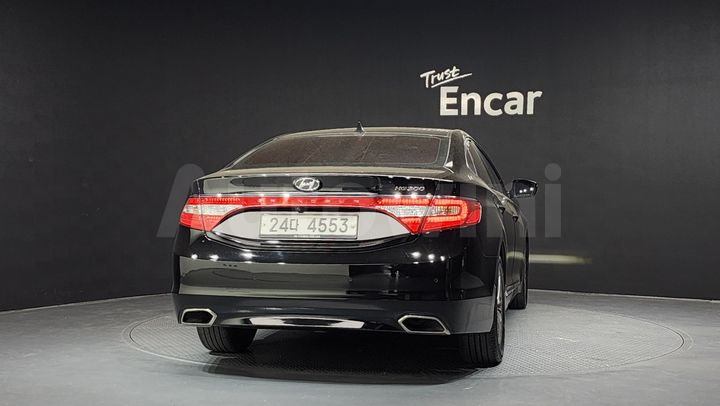 Hyundai Grandeur 2015 — 4