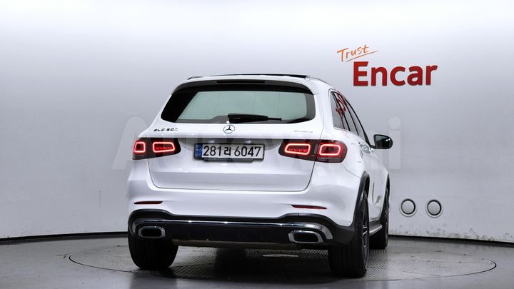 Mercedes Benz GLC Class 2022 — 4