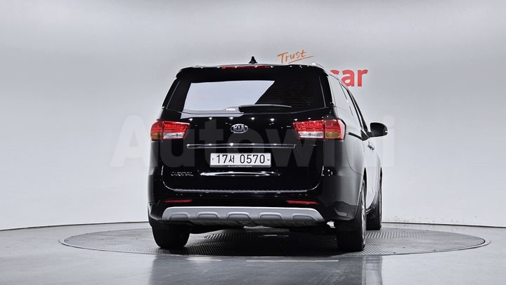 Kia Carnival 2016 — 4