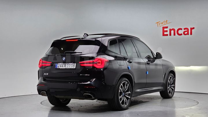 BMW X3 2023 — 2