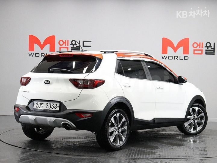 Kia Stonic 2018 — 3