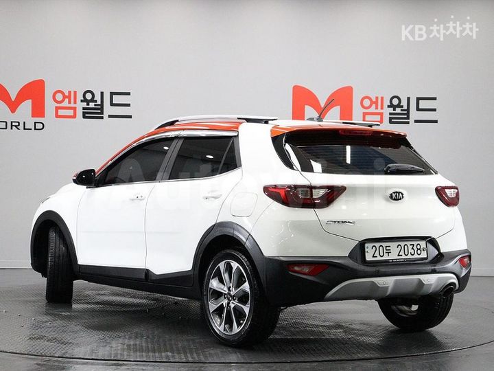 Kia Stonic 2018 — 4