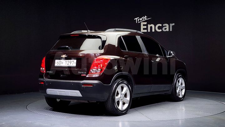 Chevrolet Trax 2015 — 2