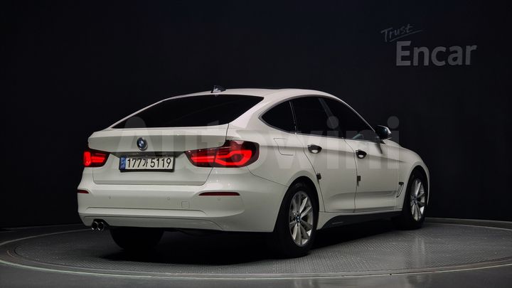 BMW 3 Series 2020 — 2