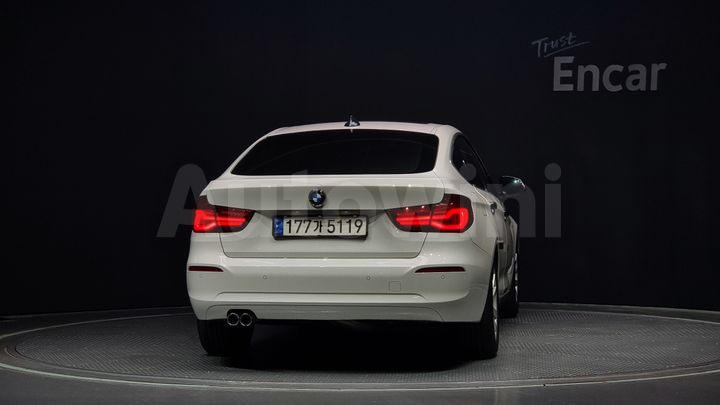 BMW 3 Series 2020 — 4