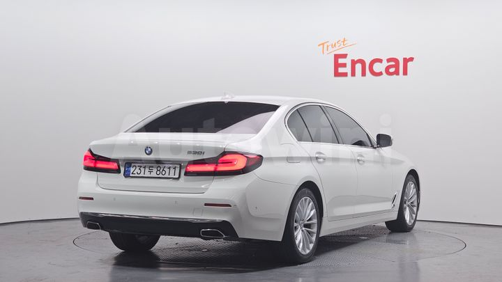 BMW 5 Series 2021 — 2