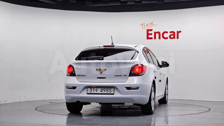 Chevrolet Cruze 2012 — 4