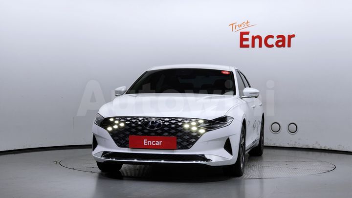 Hyundai Grandeur 2022 — 3