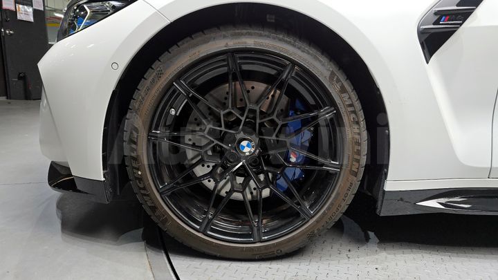 BMW M4 2024 — 5