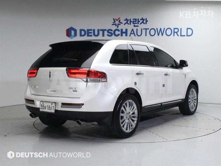 Lincoln MKX 2011 — 2
