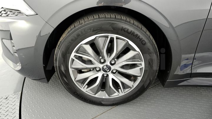 Kia K5 2020 — 5