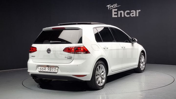 Volkswagen Golf 2015 — 2