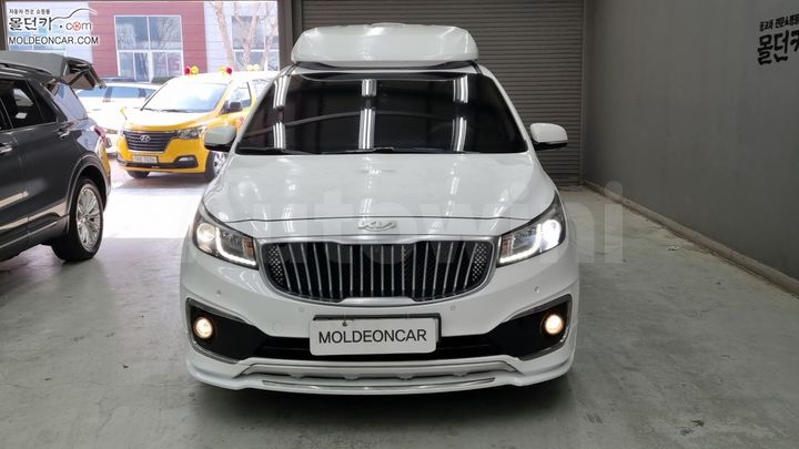 Kia Carnival 2017 — 3