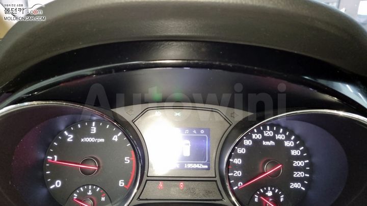 Kia Carnival 2017 — 5