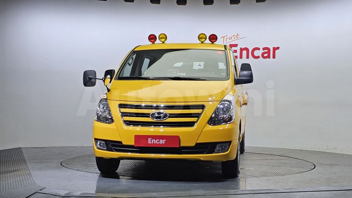 Hyundai Starex 2018 — 3