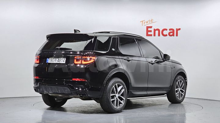 Land Rover Discovery Sport 2024 — 2