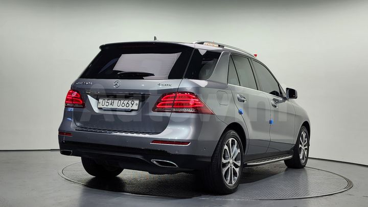 Mercedes Benz GLE Class 2016 — 2