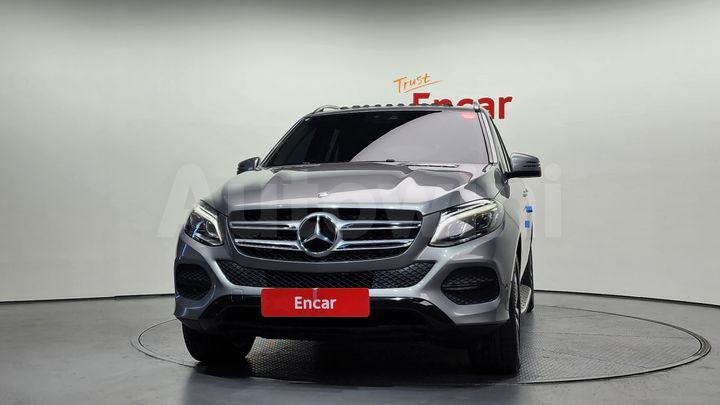 Mercedes Benz GLE Class 2016 — 3