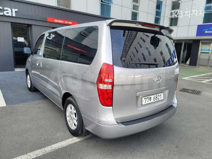 Hyundai Starex 2012 — 4