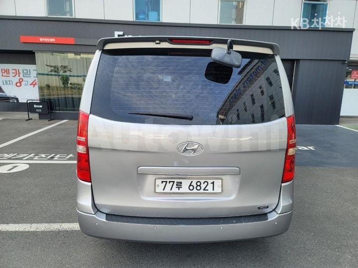 Hyundai Starex 2012 — 5