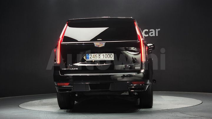 Cadillac Escalade 2022 — 4