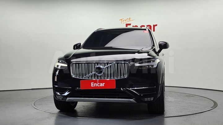 Volvo XC90 2017 — 3