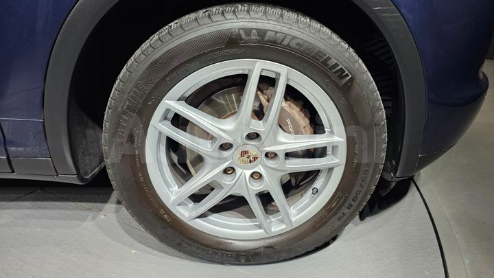 Porsche Cayenne 2011 — 5
